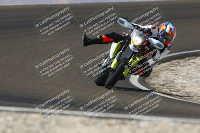 media/Sep-21-2025-TrackDaz (Sun) [[277c75b276]]/B Group/1220pm (Turn 2)/